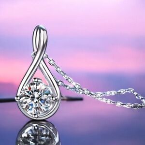 1 Carat Moissanite Pendant Sterling Silver 925 , Top Grade VVS D Colour